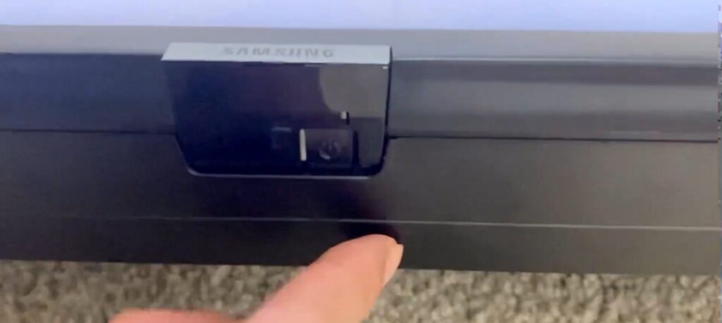 highlighting samsung tv physical button using finger
